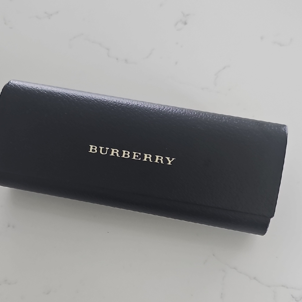 Burberry Gold Aviator Sunglasses with Black Case - Picture 5 of 13